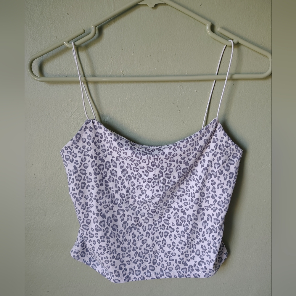 ☀️5/$25☀️ Gaze Women's Small Gray Cheetah Print Spaghetti Strap Cropped Cami